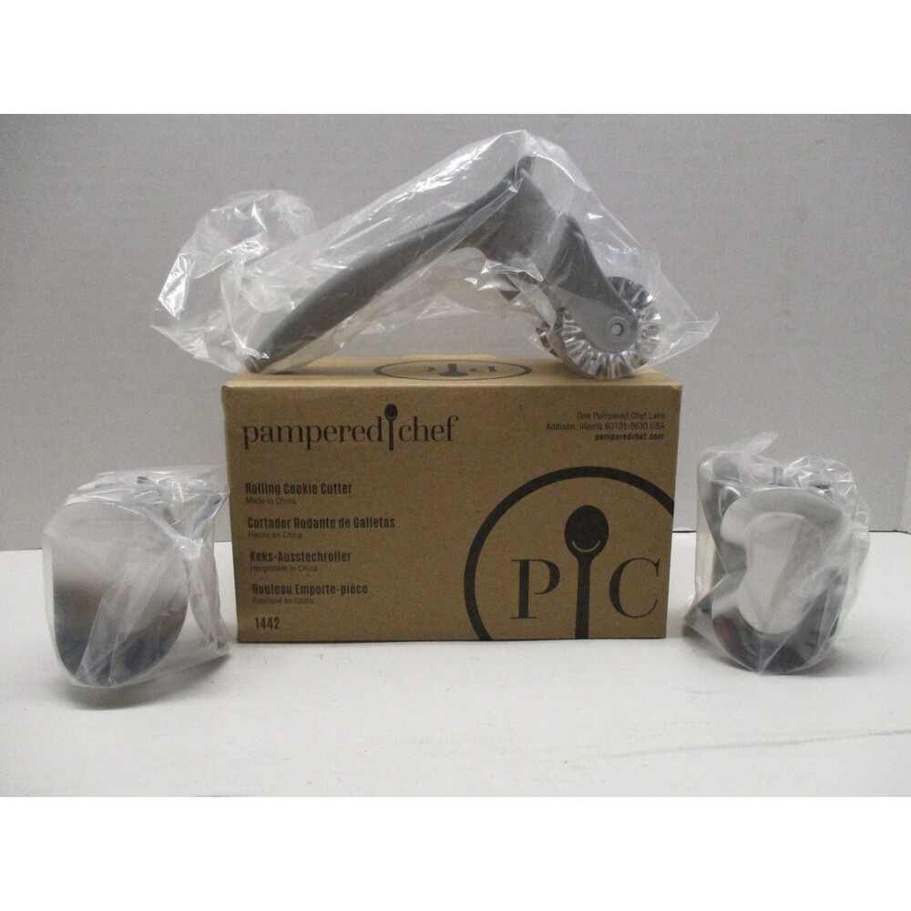 Pampered Chef Rolling Cookie Cutter 1442 Brand New